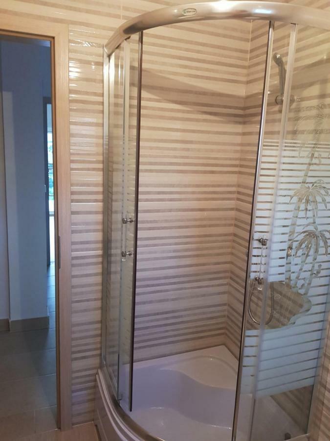 Апартаменти Apartman Nela Kastel Sucurac Екстер'єр фото