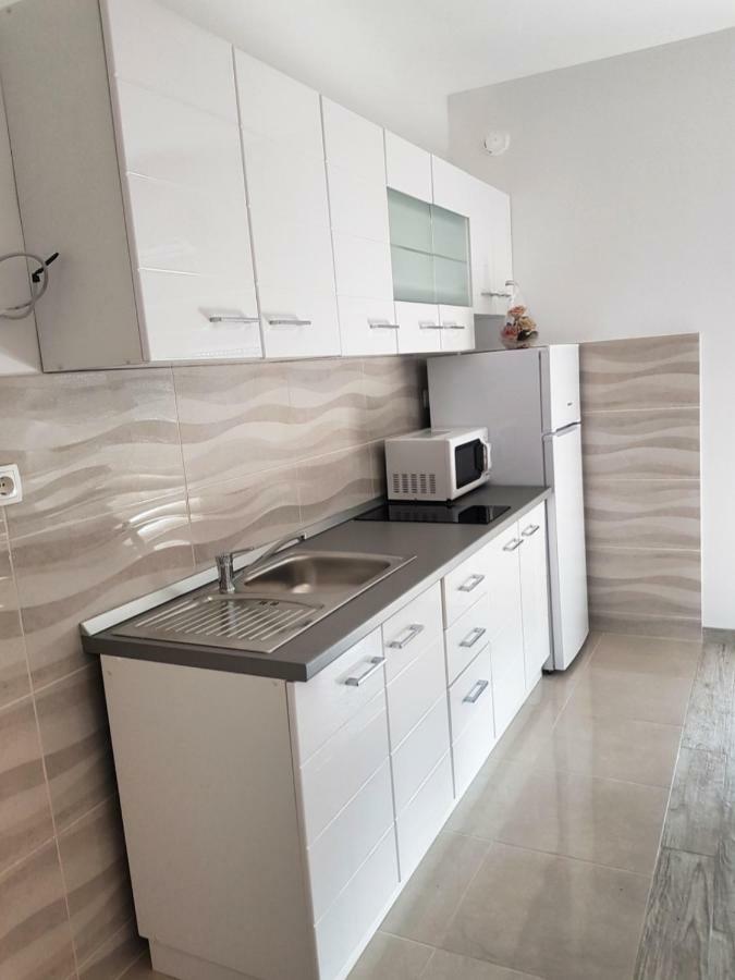 Апартаменти Apartman Nela Kastel Sucurac Екстер'єр фото